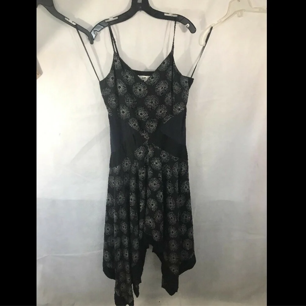 NWT Diane Von Furtenberg Scarf Hem Midi Dress in Navy/Black [SZ 6 ]‎ # - Picture 3 of 8